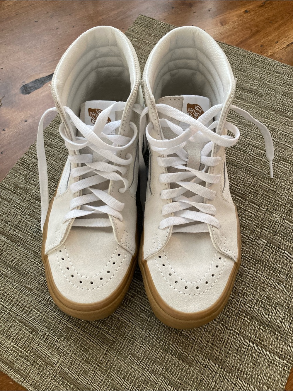 Vans High-Top Sneakers in Cream and Gum - Picture 2 of 9
